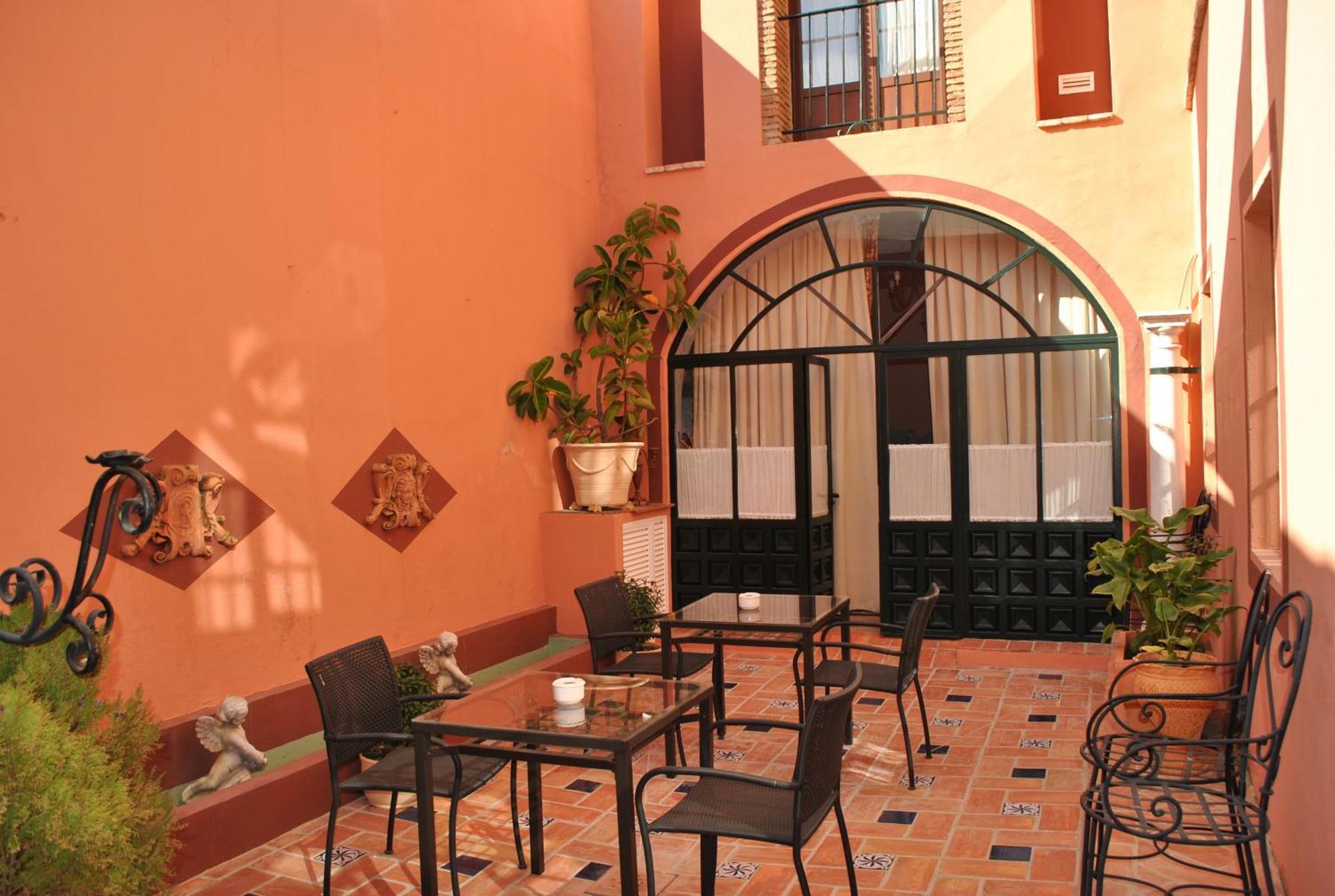 El Rincon De Las Descalzas Carmona  Exterior photo